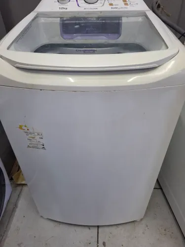 Máquina de Lavar Roupa Electrolux 12k