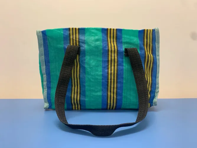 bolsa tira colo pequena verde e amarela 