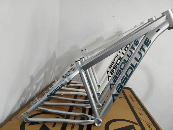 Quadro Absolute Nero 6 Prata Aro 29 Tamanho 15 S