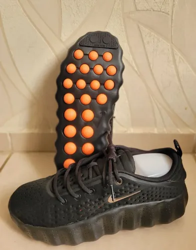 Nike Mind 002