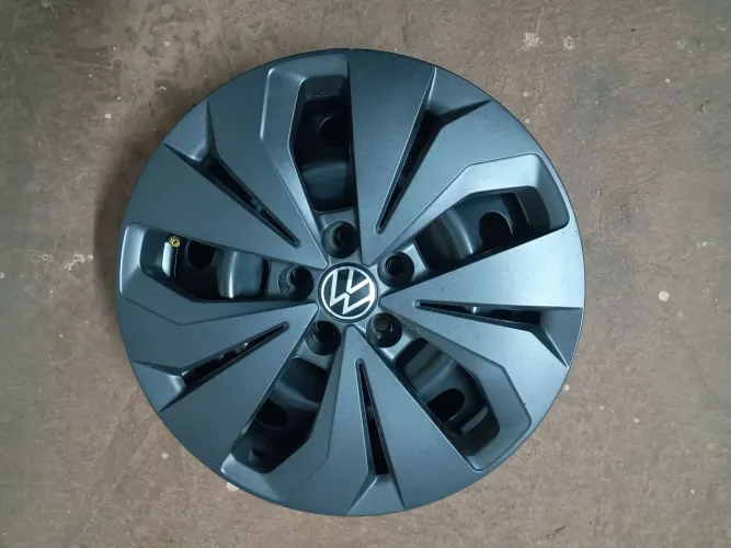 Rodas de ferro com calotas para VW 