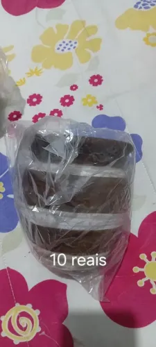 Vendo Vasos de Diferentes Tamanhos