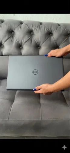 Dell Inspiron 15 3520 - Intel Core i5 12ª Geração