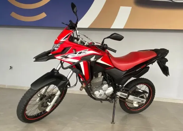 HONDA XRE 300 ABS HALLY 2023