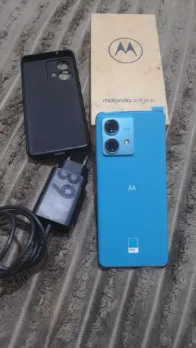 Celular moto Edge 40 256 giga 16 ram 