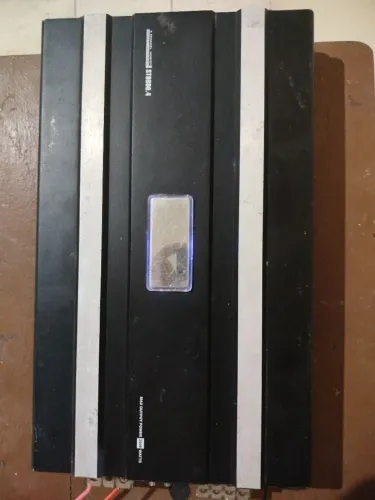 Módulo de 800x4 watts RMS