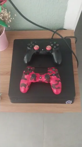 Ps4 slim