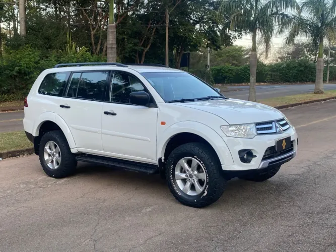 Mitsubishi Pajero 3.2 4X4 T.i. Dies. 5P AUT 2016