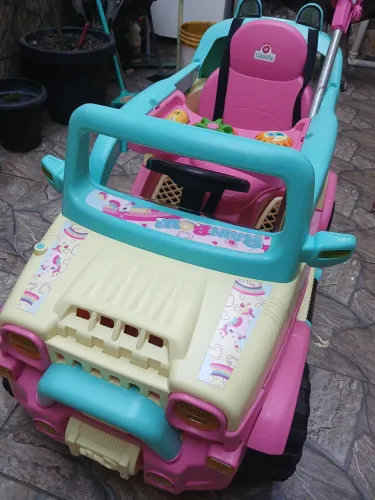 Carro de passeio.