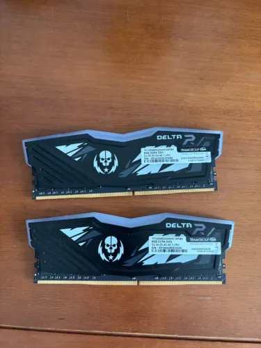 Memória RAM TeamGroup T-Force Delta RGB 16GB (2x8GB) DDR4 3200MHz CL16 Gamer