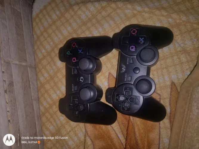 Vendo ou troco ps3 desbloqueado 2 controles 