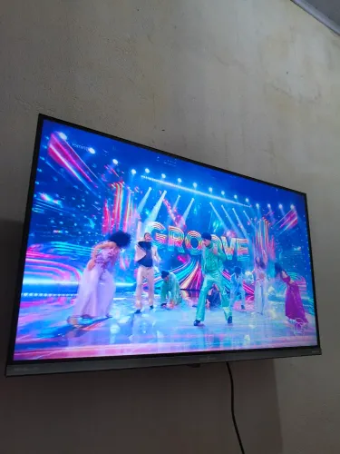 TV 32' EM PERFEITO ESTADO