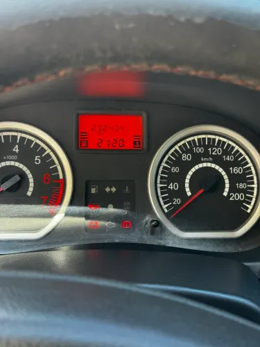 Renault Sandero Expression Hi-flex 1.6 8V 5P 2010