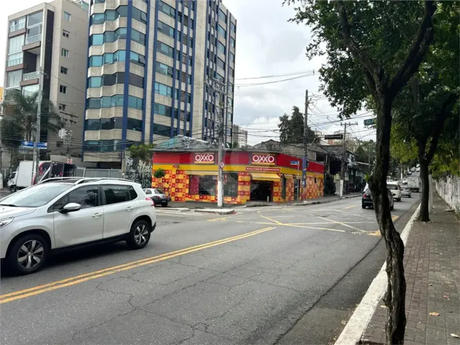Galpão à venda em Vila madalena - SP