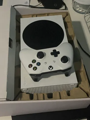 Vende-se Xbox Series S