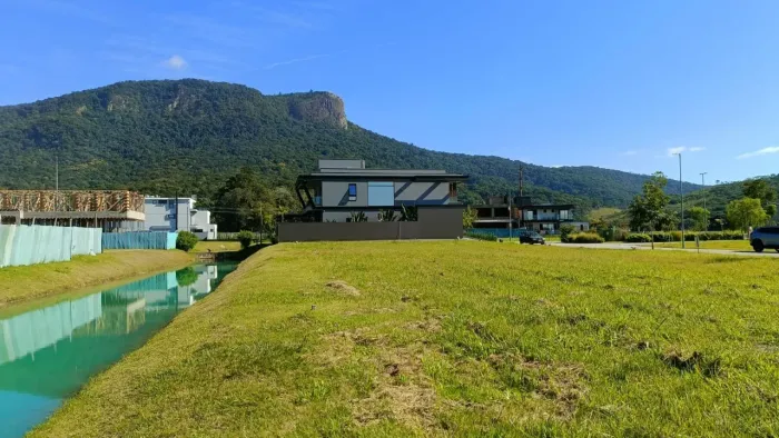 Terreno para Venda em Palhoça, Pedra Branca