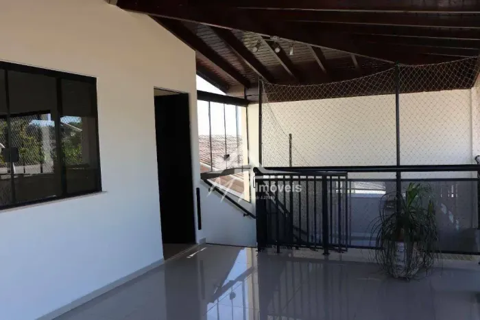Sobrado com 2 dormitórios para alugar, 90 m² por R$ 2.500,00/mês - Vila Menuzzo - Sumaré/S