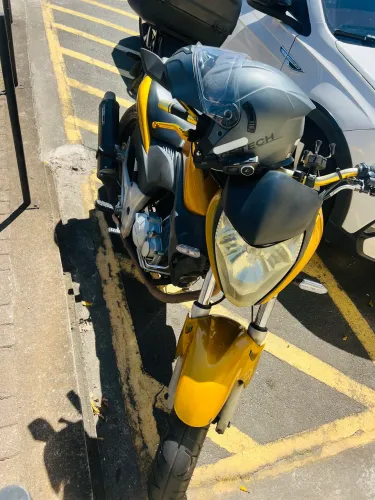 Cb300r Dourada