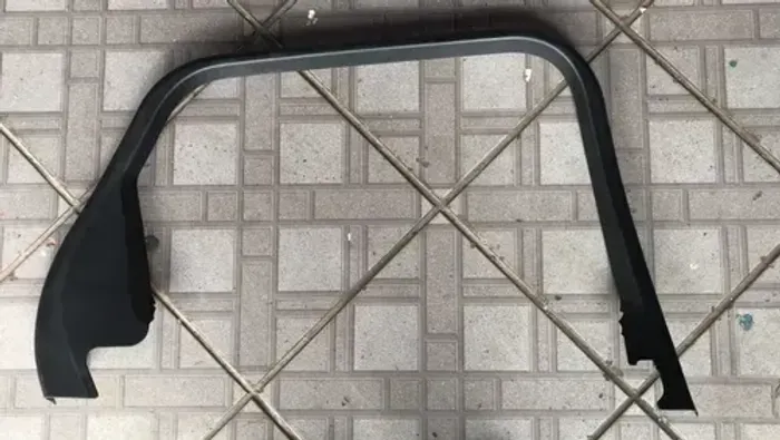 Moldura Da Porta Traseira Esquerda Jaguar F-pace 2018/2019