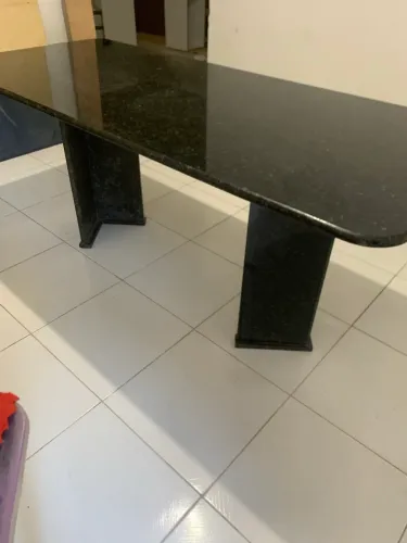 Vendo mesa de mármore