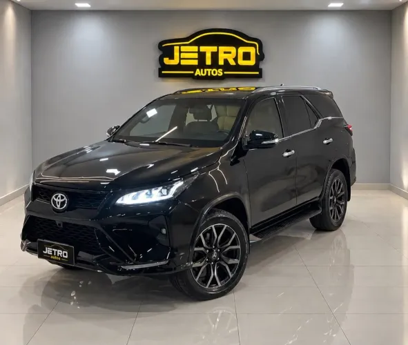 Toyota Hilux CD SRX 4X4 2.8 TDI 16V Diesel Aut. 2017