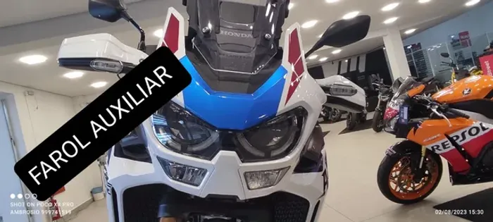 Africa twin 2023  + top  ADV Sports  automatica dct 22400 kms 
