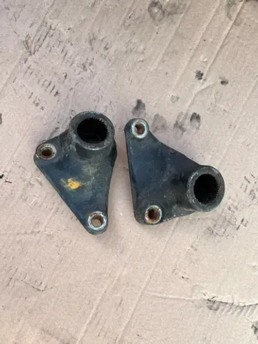 suporte barra torçao kia bongo original cada 100 reais