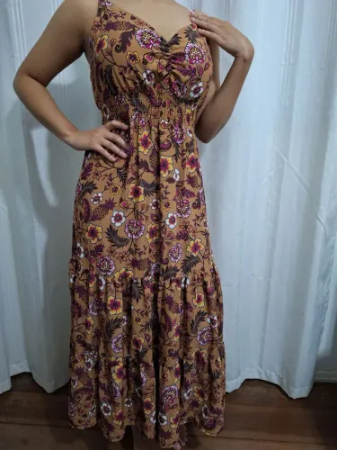 Vestido longo estampado florido fofo