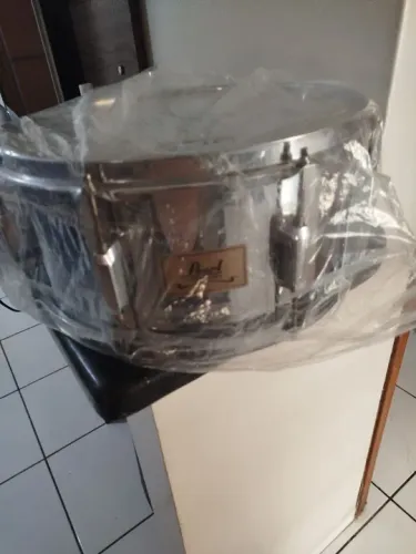 Caixa  Pearl Steel Shell