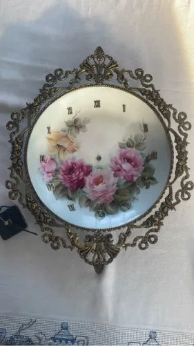Exclusivo Relógio de parede em bronze e porcelana pintado a mão 