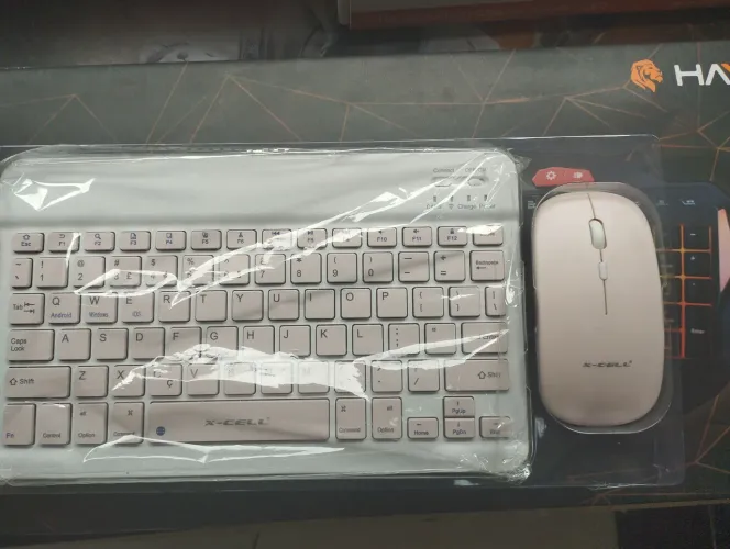 Mini teclado e mouse sem fio