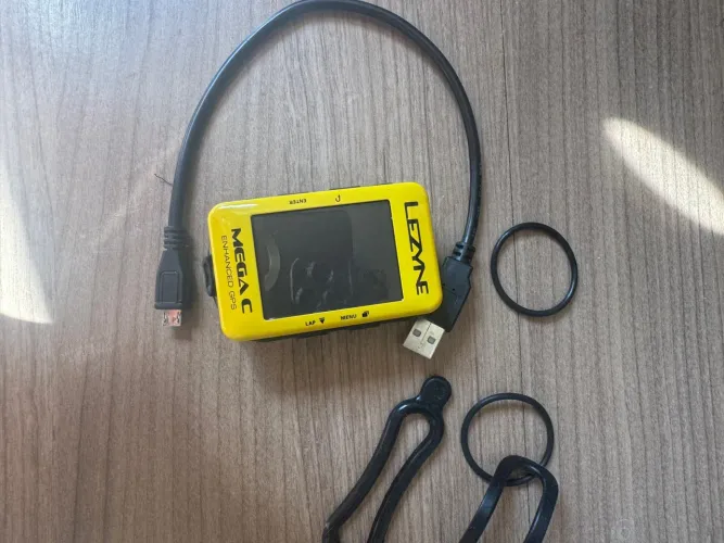 GPS lezyne mega c enhanced amarelo ciclocomputador melhor que garmin.