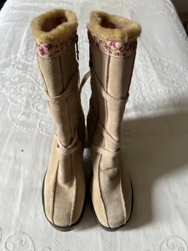 Bota cano alto Dakota em couro legítimo