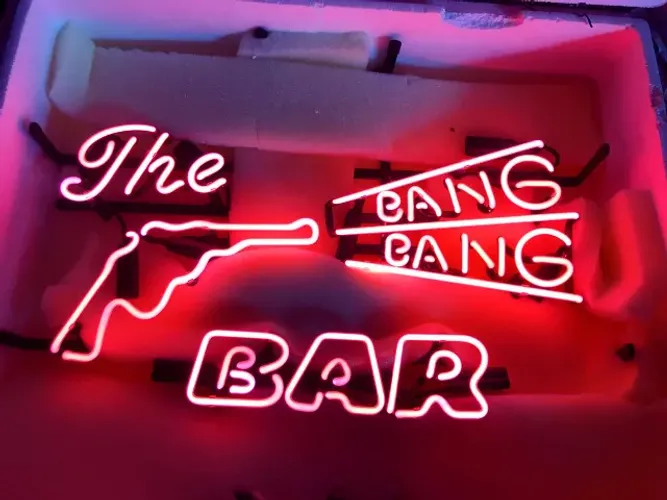 Luminária Neon de Parede Twin Peaks Bang Bang Bar 127V
