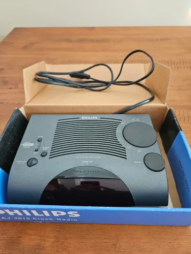 Rádio Relógio Phillips AJ 3015 (na caixa)