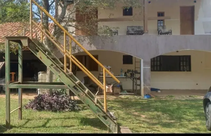 Escada de Acesso Externa