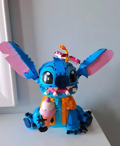 Blocos De Montar LEGO Stitch - Edição Especial Sem Caixa
