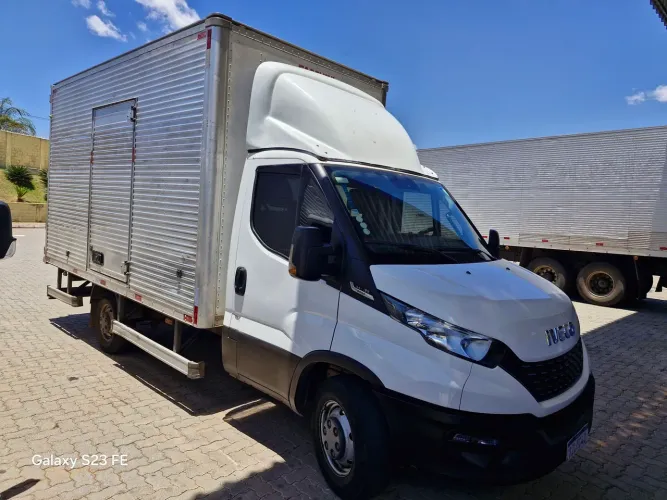 Iveco Daily 35150  2022 Único Dono