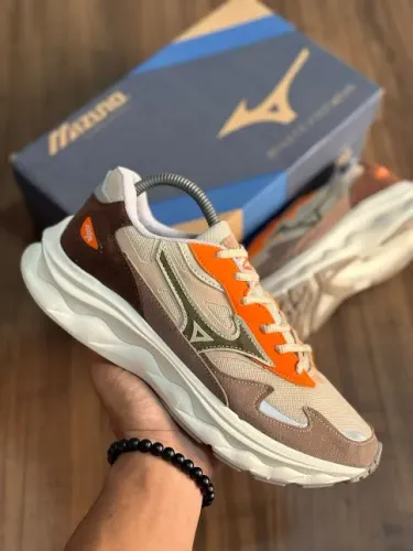 Mizuno wave rider beta