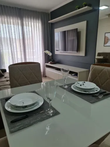 Aluguel Anual de Apto 1 dormitório, 2 banheiros a 900m da praia dos Ingleses 