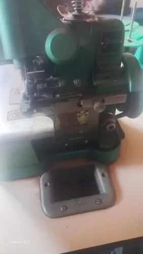 Máquina de costura