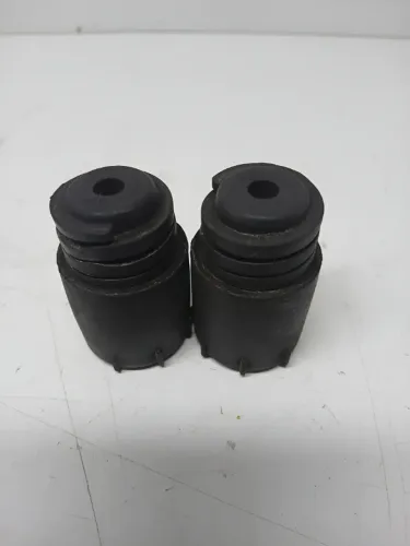 Par Borracha Capo Nissan March Versa 2014 15 16 17 18 2019 (Usado)