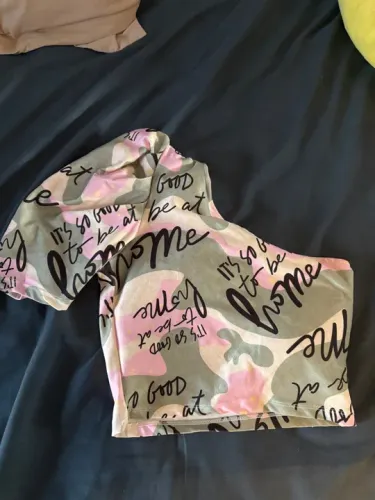 Blusa Camuflada com Estampa e manga bufante