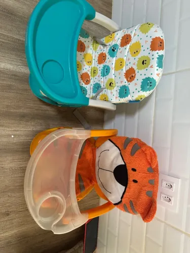 Cadeira Infantil com Bandeja e Assento Divertido