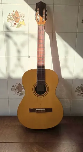 violão di giorgio, modelo: estudando n° 18, ano 2008<br>