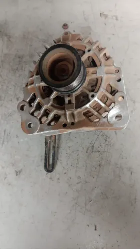 Alternador Valeo VW 2542282E 90 ampéres