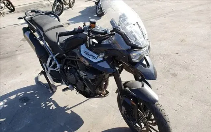 Triumph Tiger 900 venda de peças 