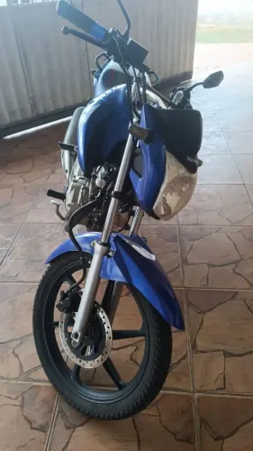 Vendo está  moto 