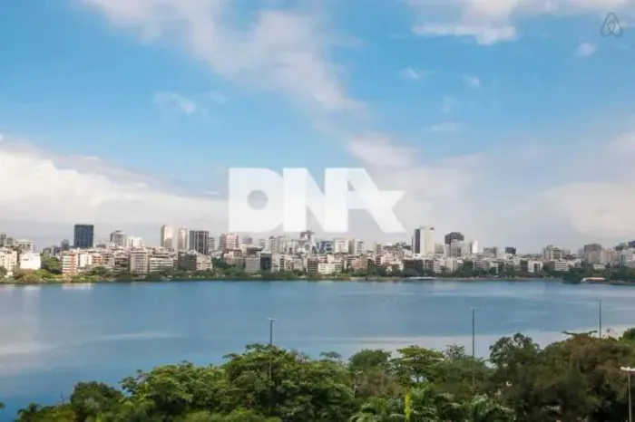 Apartamento - / Residencial / Lagoa