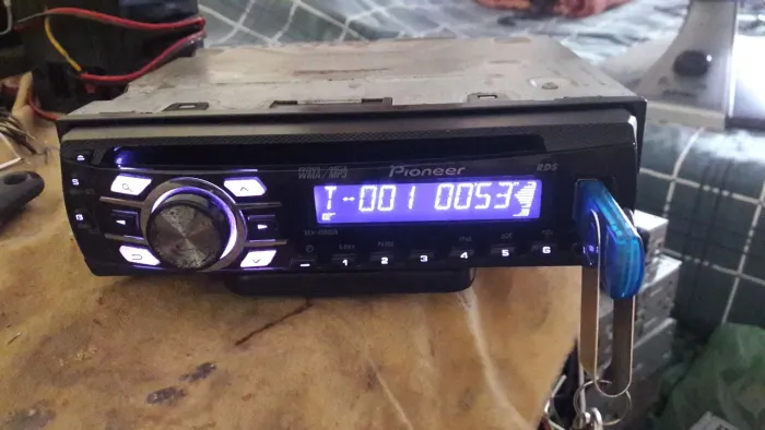SOM PIONEER DEH 4380UB